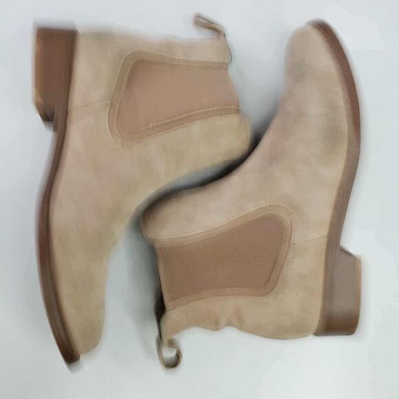 Thursday Boot Company Tan Suede Duchess Chelsea Boots Womens Size 7 Pull On - Picture 5 of 9